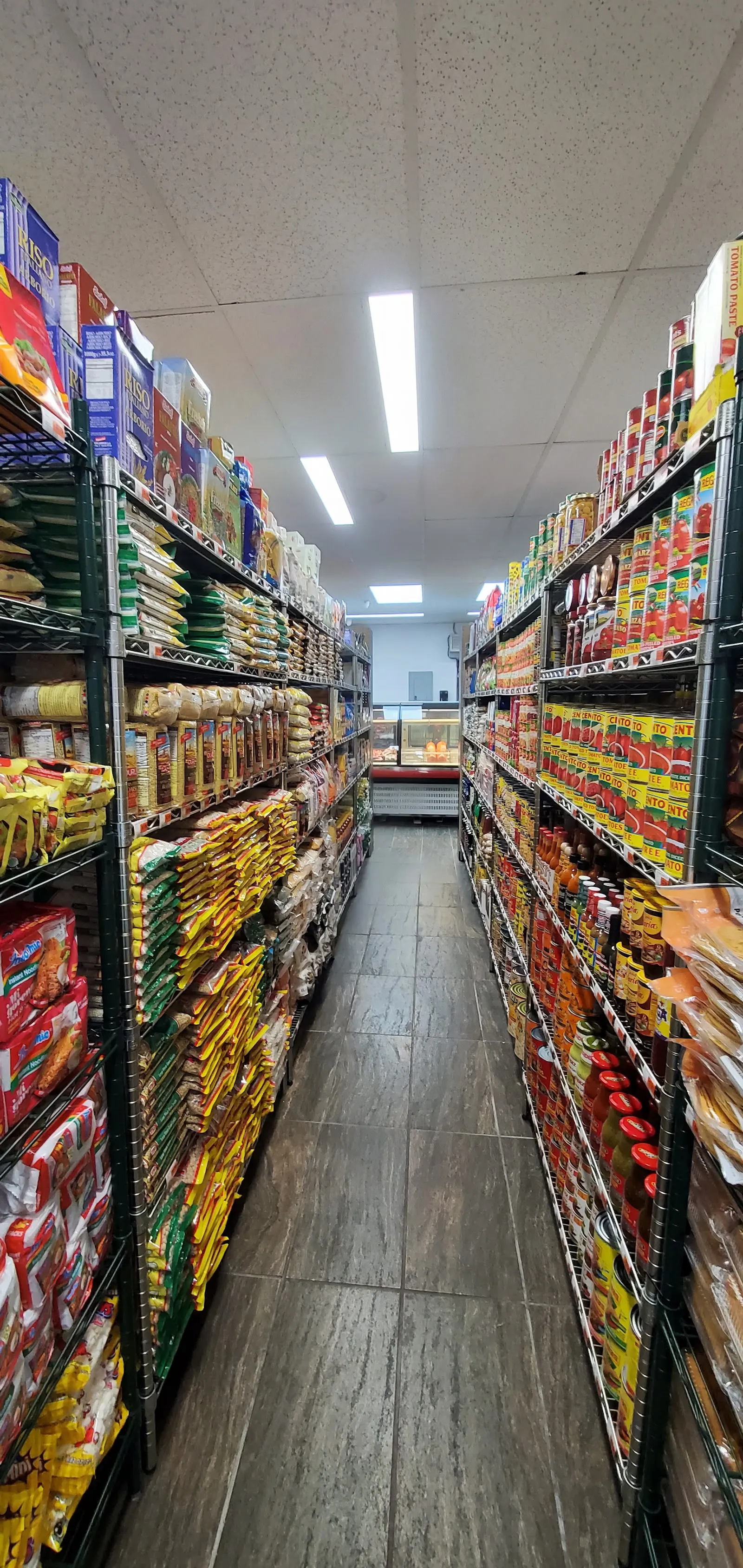 Al Huda market