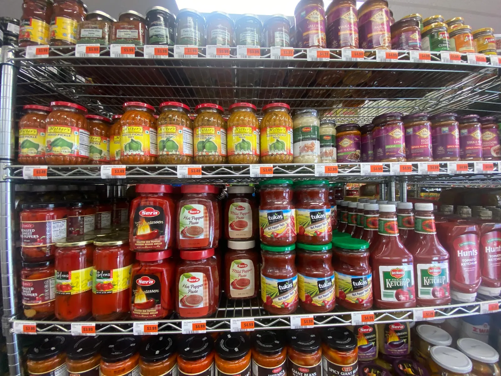 Al Huda market