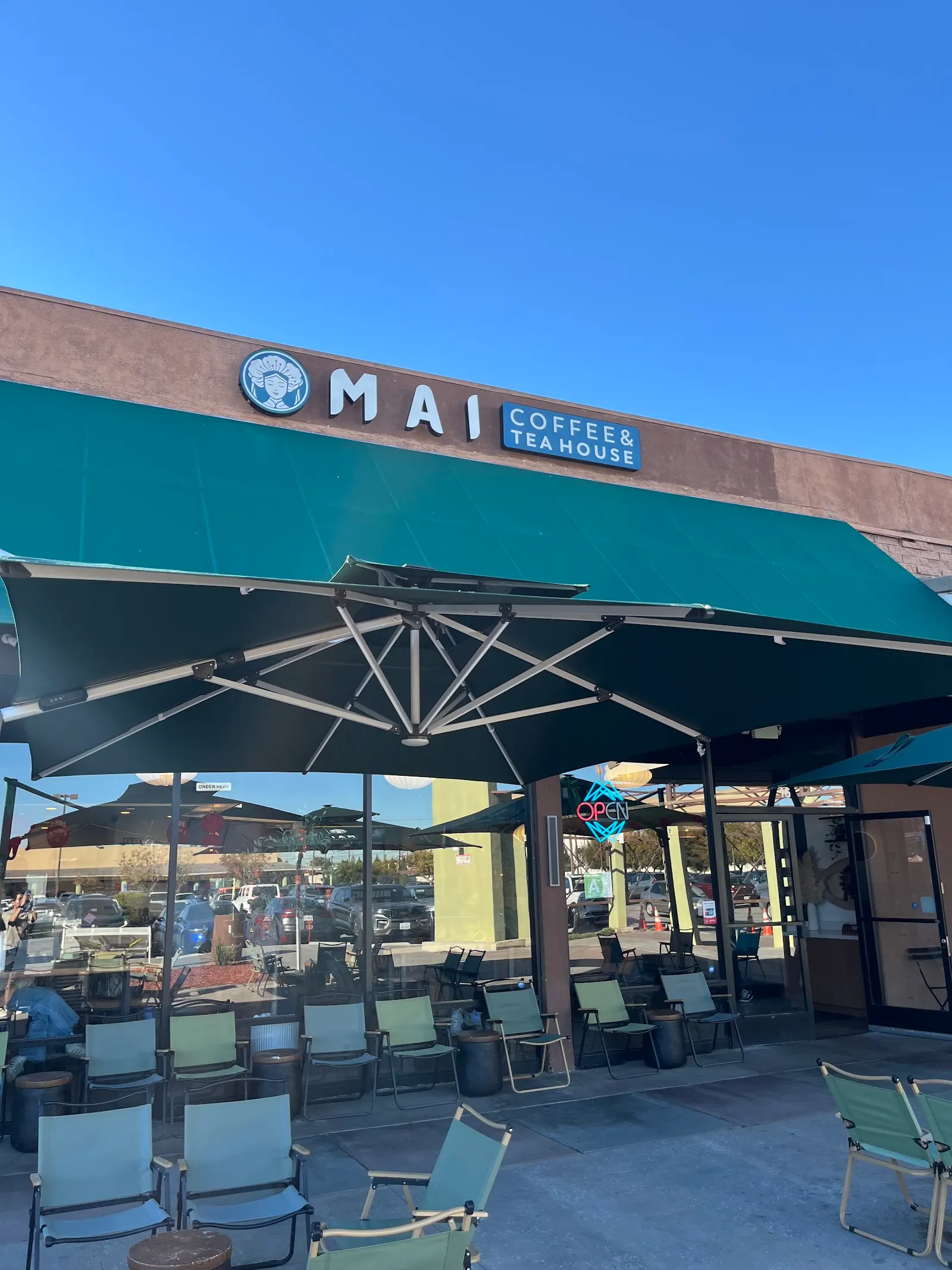 MAI Coffee & Tea House